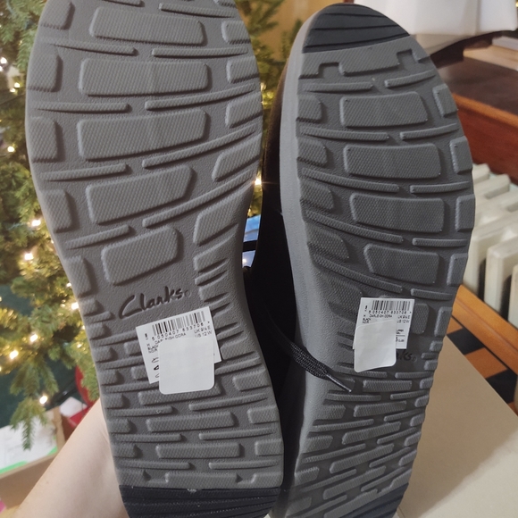 New Clark's 12W women's Collection by Clarks sneakers - Picture 3 of 4